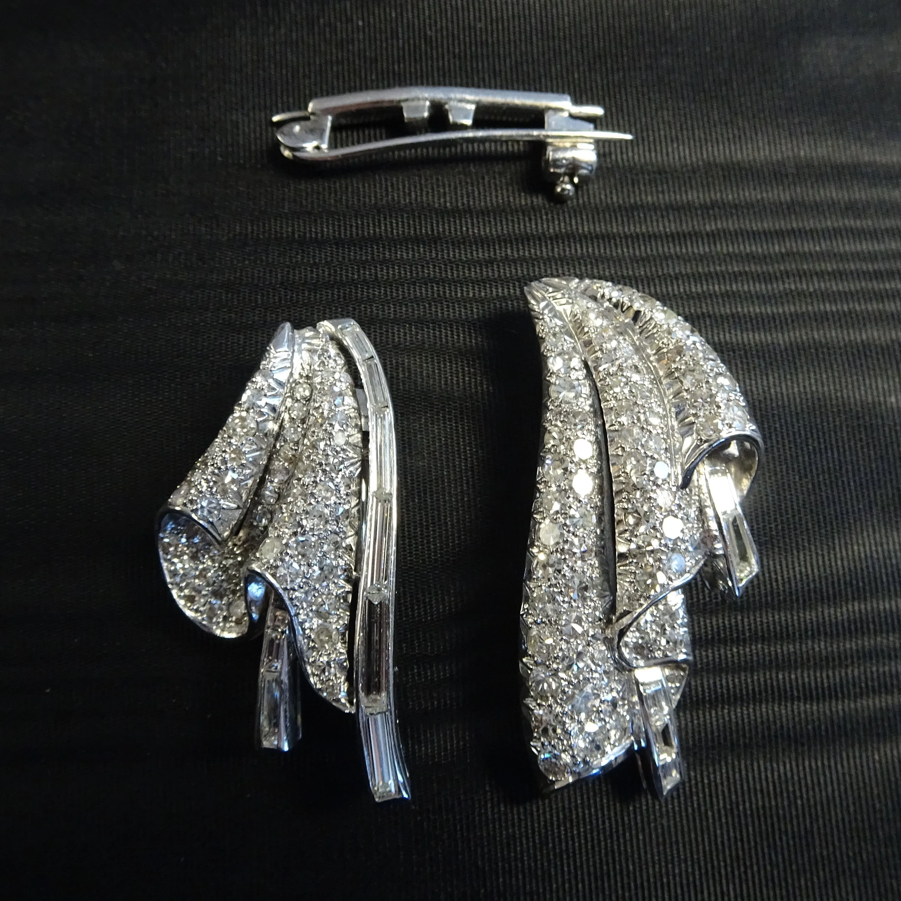 1940s Platinum Diamond Double Clips Brooch