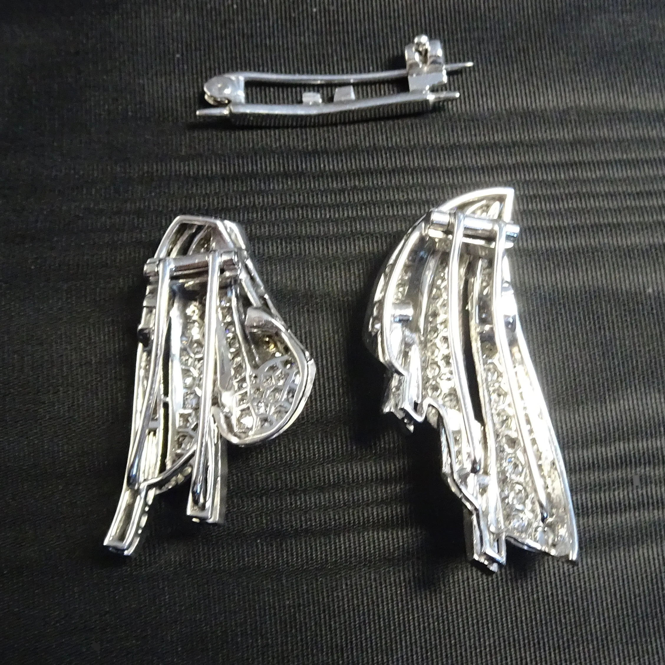 1940s Platinum Diamond Double Clips Brooch