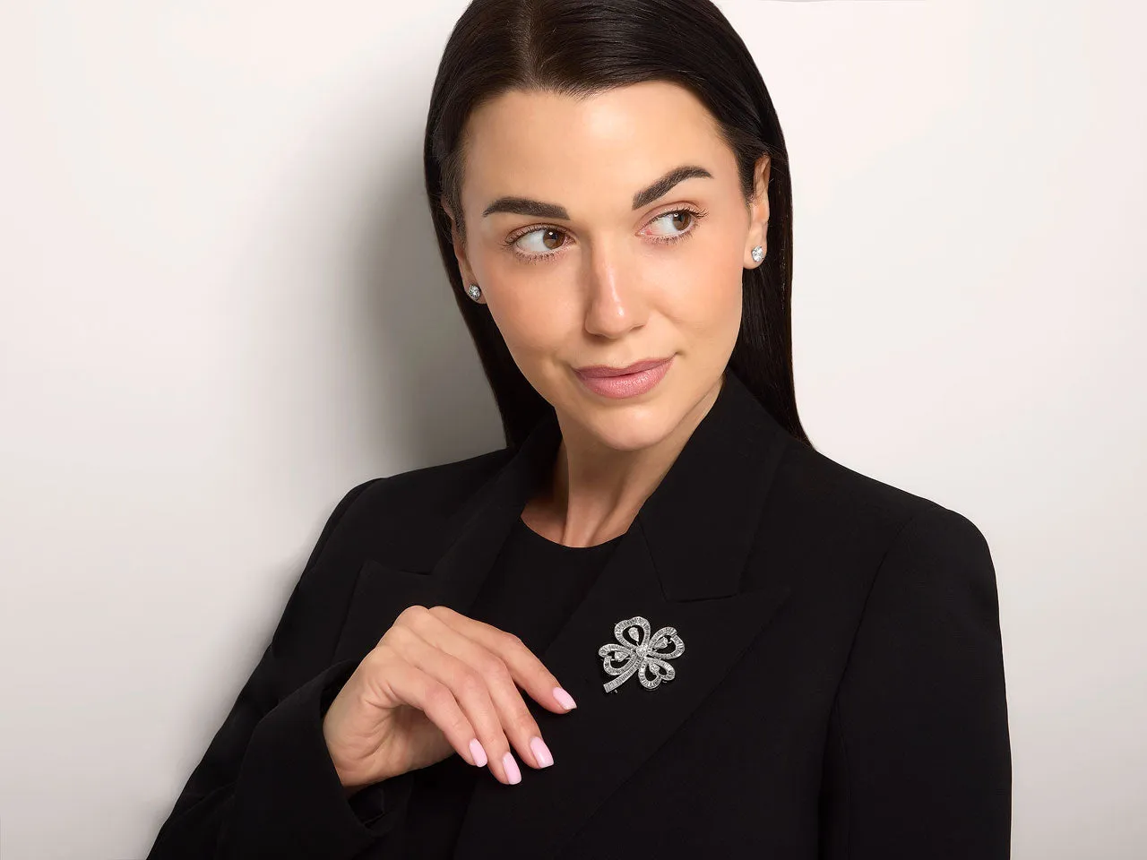Mid-Century Diamond Clover Brooch in Platinum