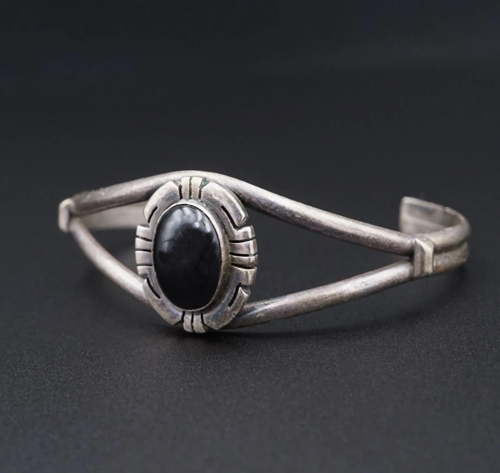 Navajo Sterling Silver Onyx Cuff Bracelet 6.75" Herbert Platero Signed BS2831