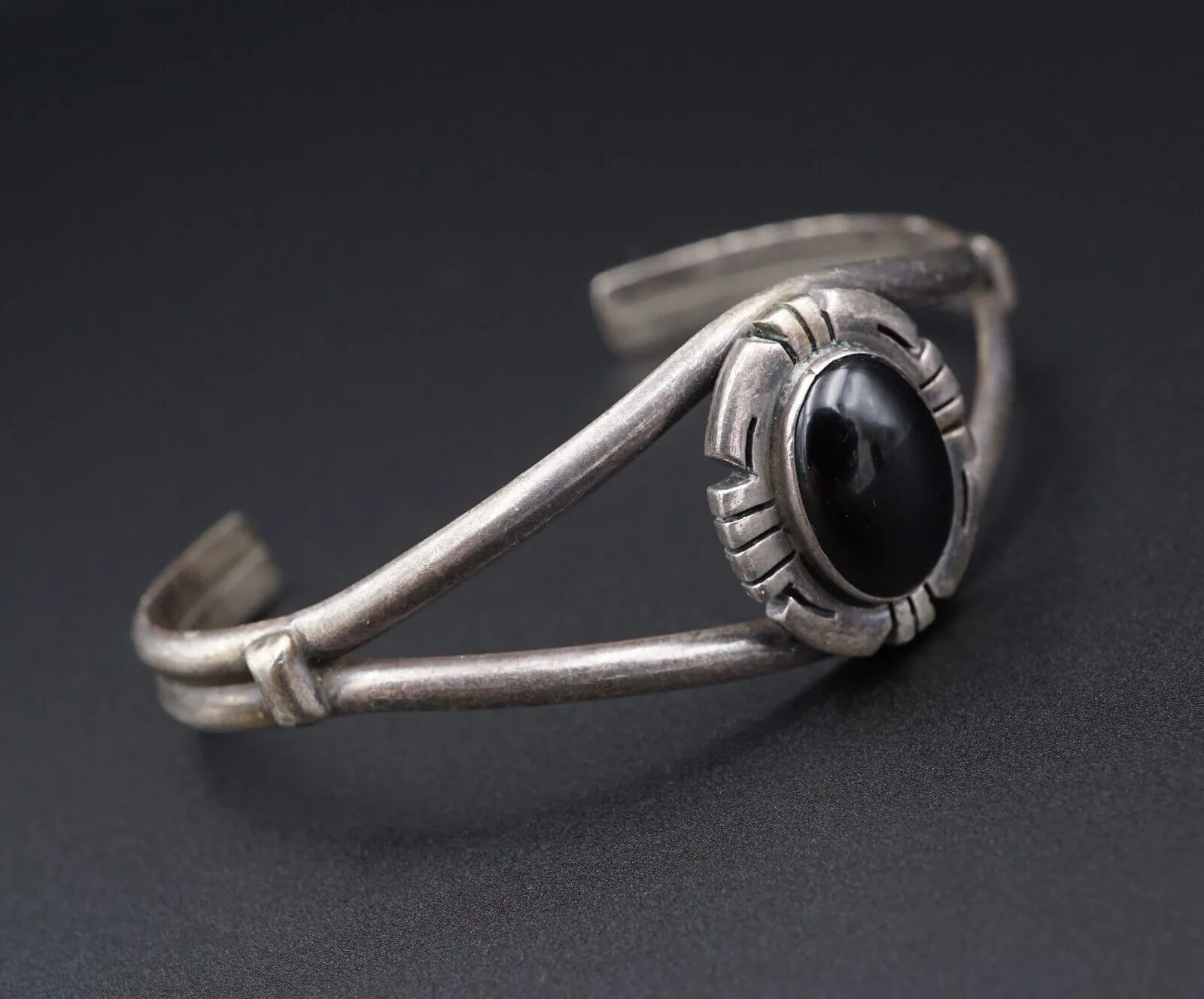 Navajo Sterling Silver Onyx Cuff Bracelet 6.75" Herbert Platero Signed BS2831