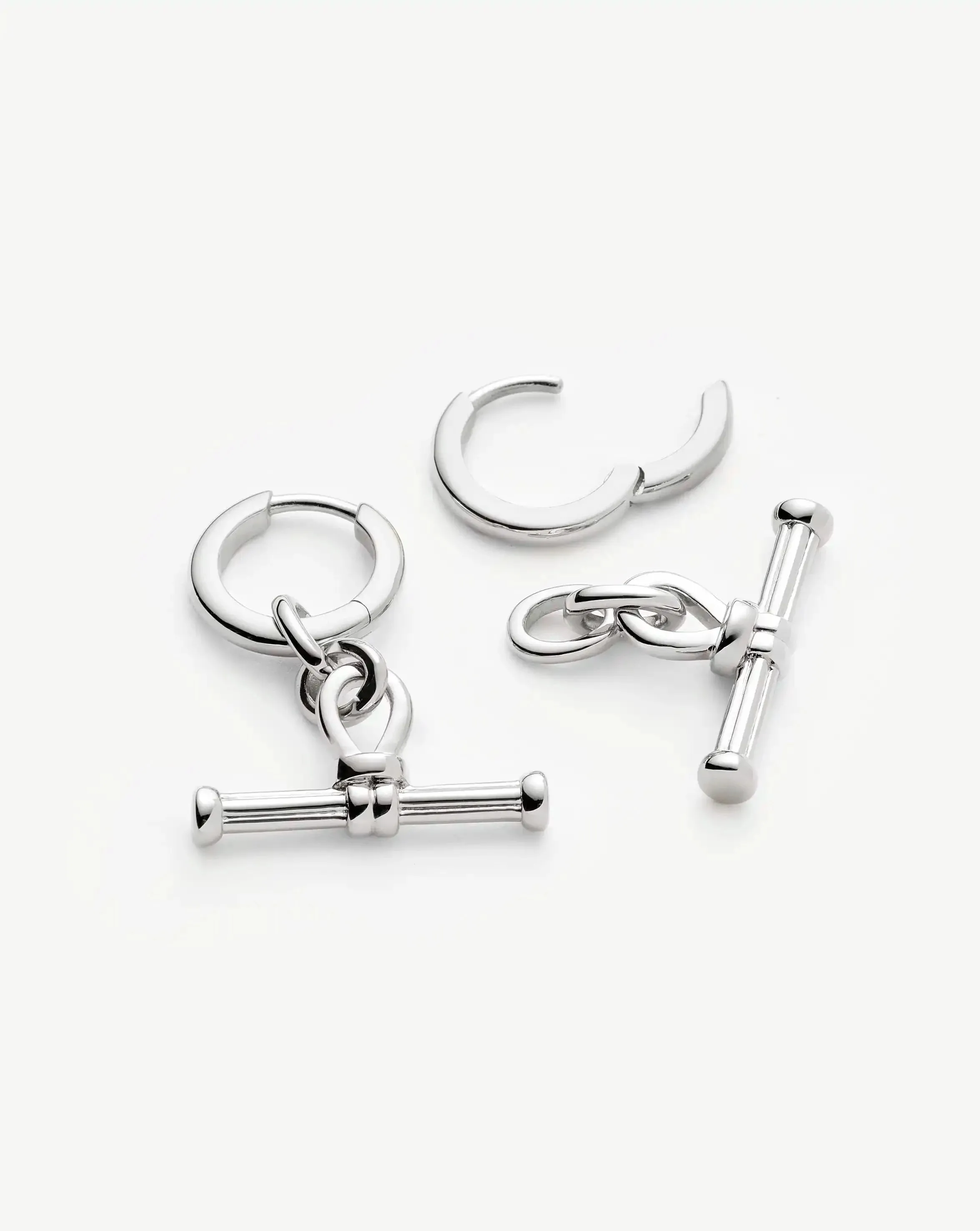 Ridge T-Bar Drop Huggies | Silver Plated