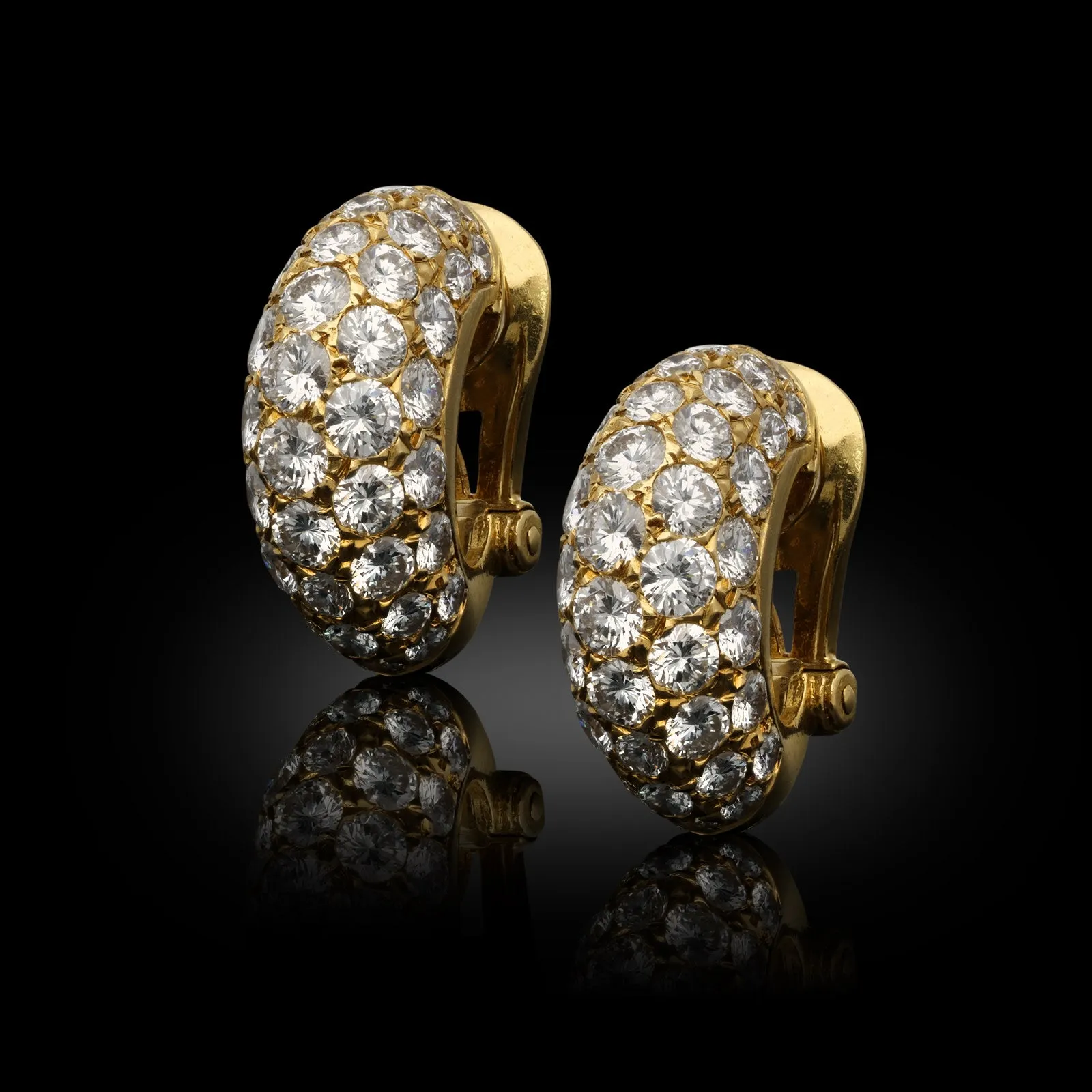 Van Cleef & Arpels French 1970s 18KT Yellow Gold Diamond Earrings