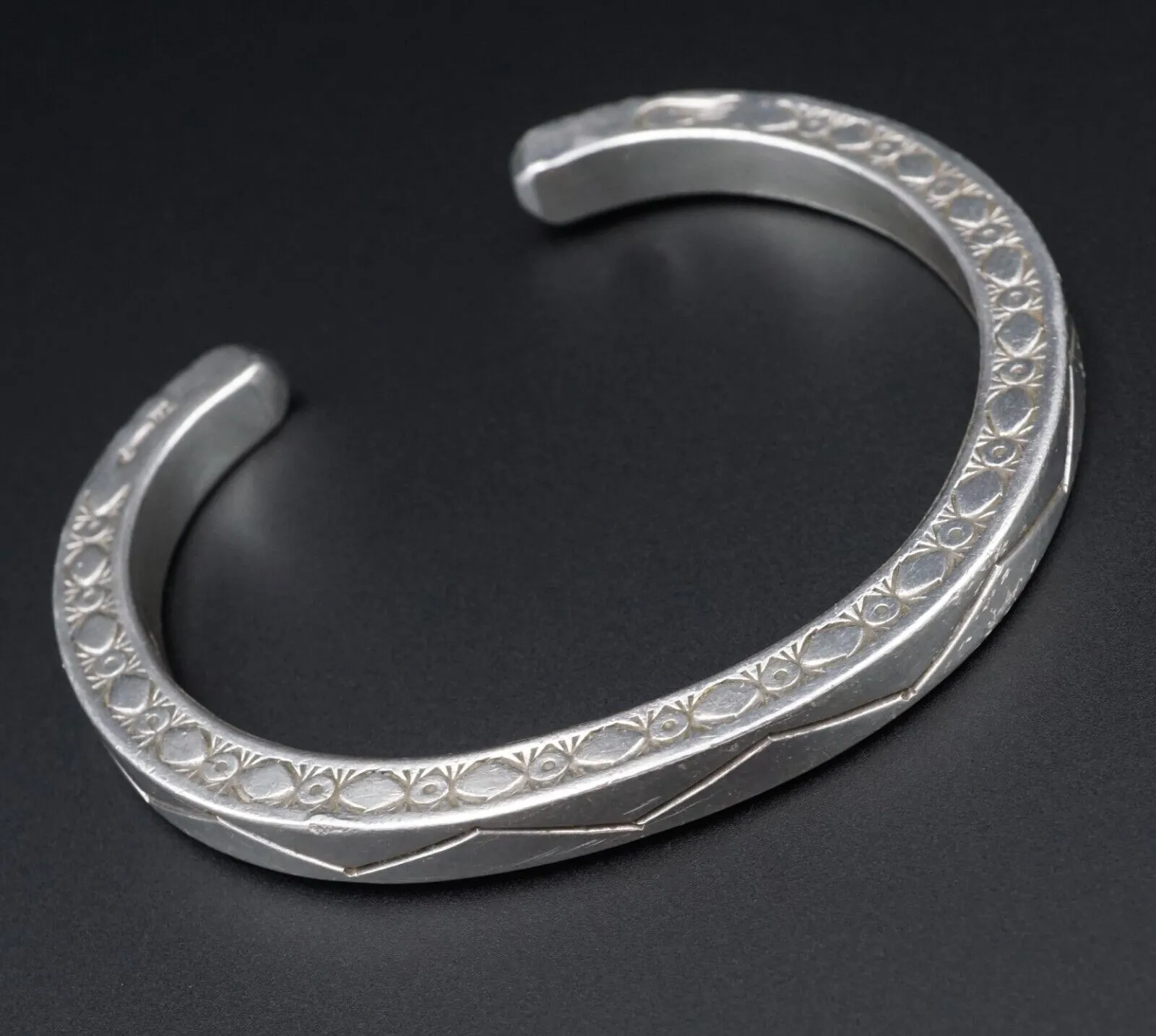 Vintage San Felipe Sterling Silver Cuff Bracelet 7" Raymond Twinhorse BS2894